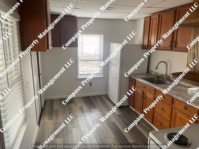 Building Photo - $1095 - 2+ Bed, 1 Bath Row Home - Coatesville