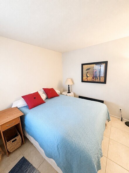 Building Photo - 78333 Scarlet Ct
