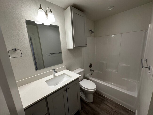Building Photo - Three Bed, Three Bath now Available!