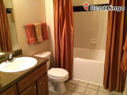 Building Photo - 10801 Legacy Park Dr