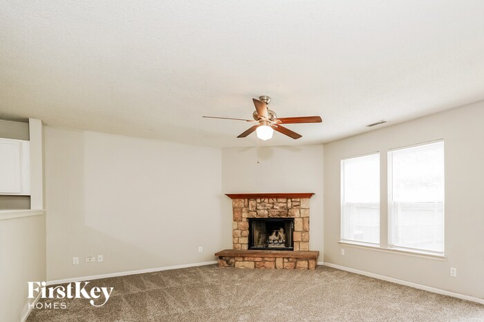 Building Photo - 2732 Redland Ln