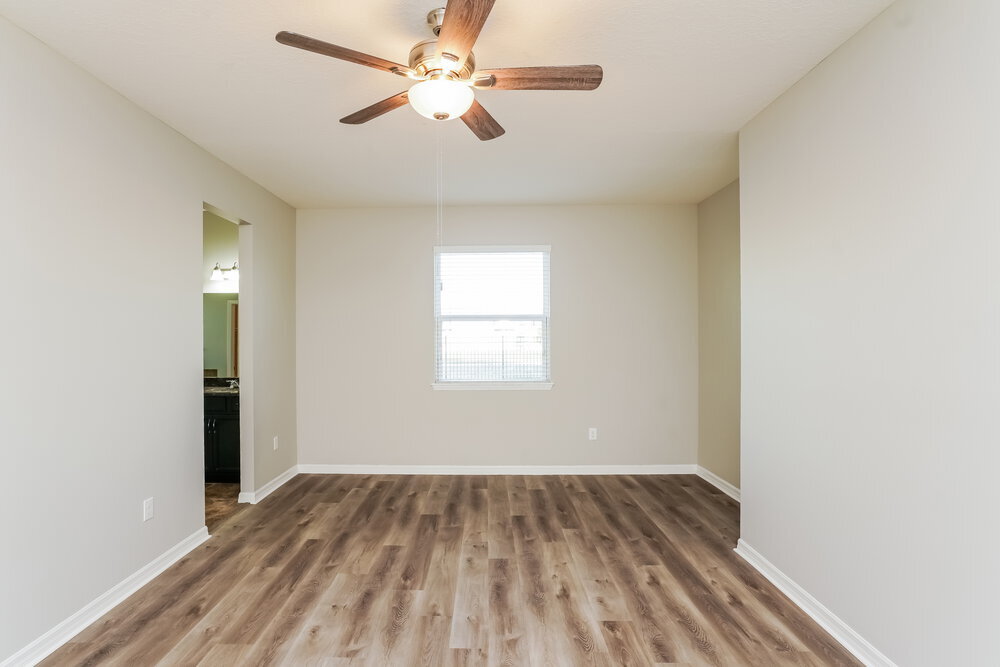 Building Photo - 10141 Celtic Ash Dr