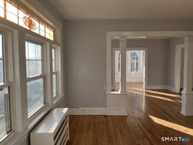 Building Photo - 102 Remington St