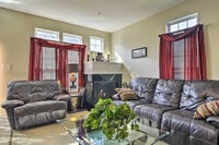 Building Photo - 5077 Cameo Terrace