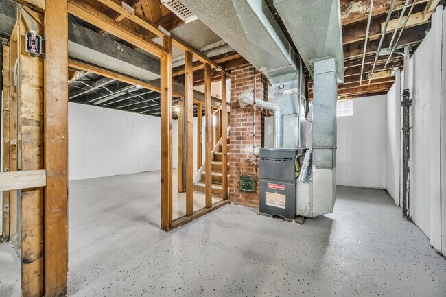 Building Photo - 30030 Vineyard Rd