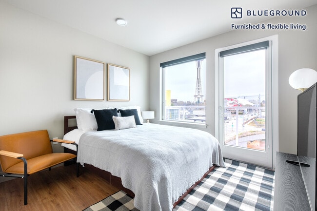 Building Photo - 408 Aurora Ave N