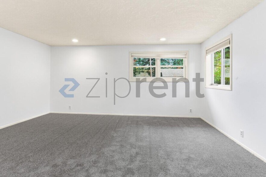 Building Photo - 1865 Brookside Ave NW