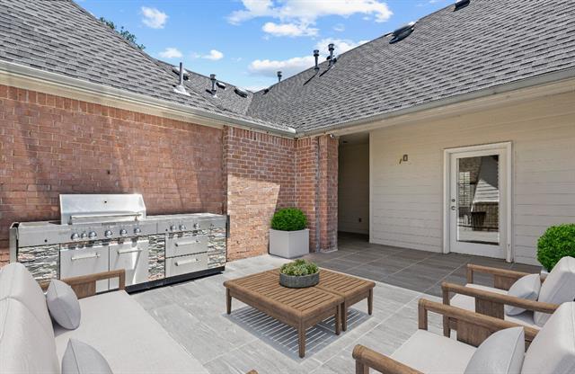 Building Photo - 11911 Edgestone Rd