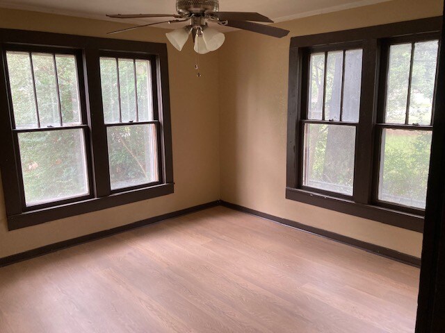 Building Photo - 201 S 14th Ave