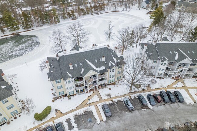 Building Photo - 318 Wimbeldon Ct