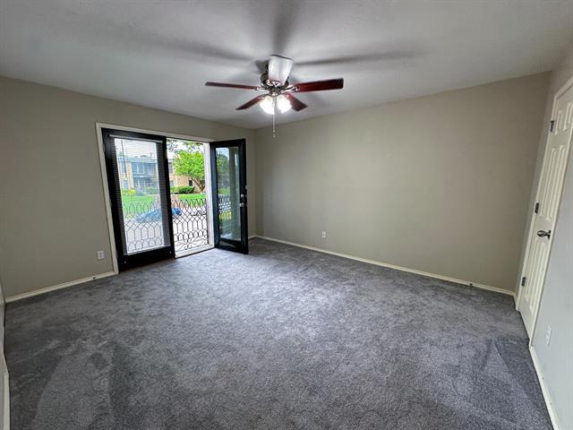 Building Photo - 7730 Meadow Park Dr