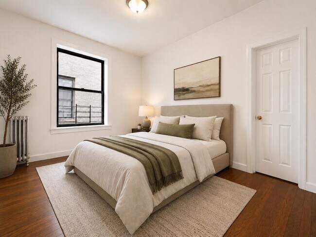 Building Photo - 529 W 151st St