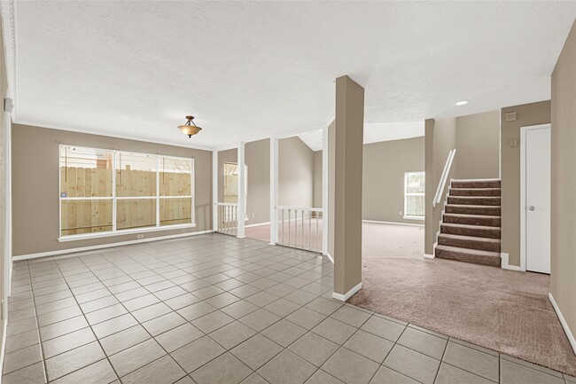 Building Photo - 3023 Jewel Ann St