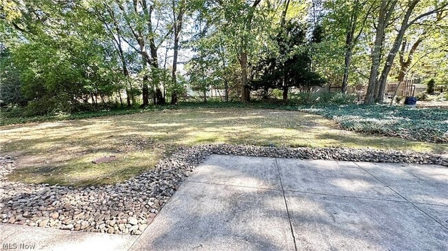 Building Photo - 1271 Hereford Rd