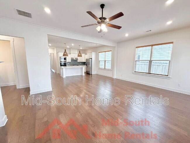 Building Photo - 5628 Draper Trail