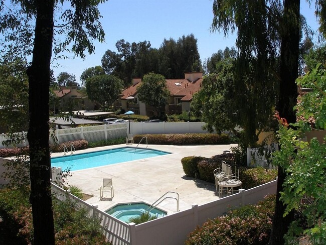 Building Photo - Scripps Westview Condo