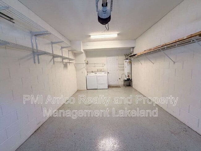 Building Photo - 2372 Isle Royal Ct SE