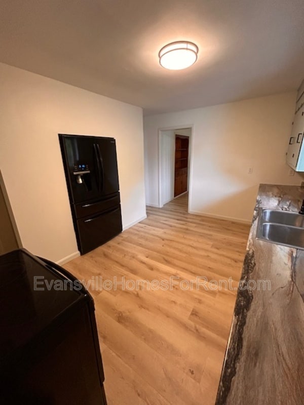 Building Photo - 2416 Margybeth Ave