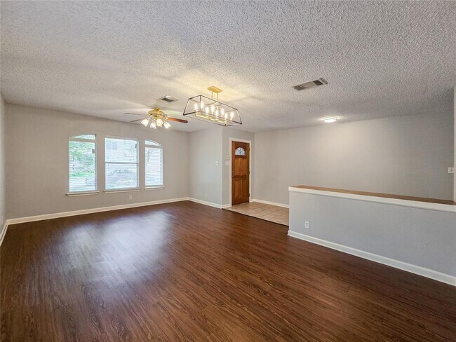 Building Photo - 1318 Chalk Ln