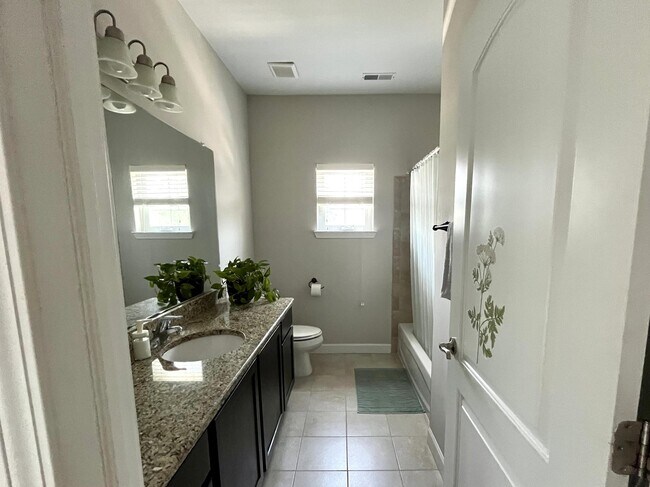 Building Photo - 5619 Arbor Chase Dr