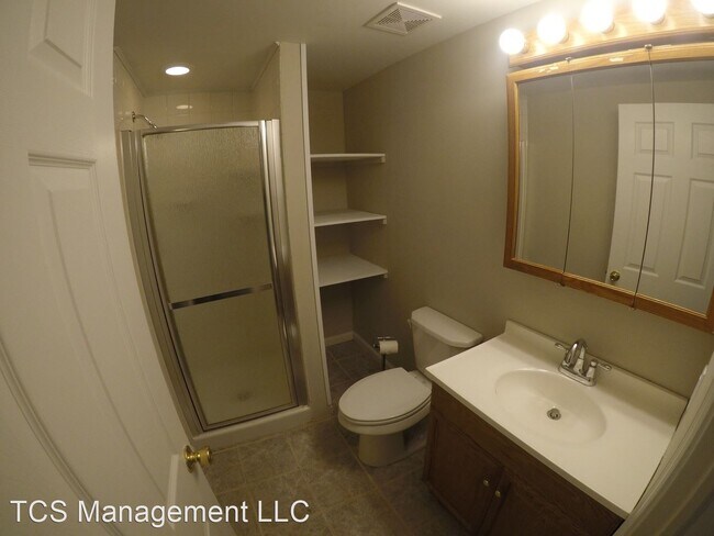 Building Photo - 2 br, 1 bath House - 314 Jackson St.
