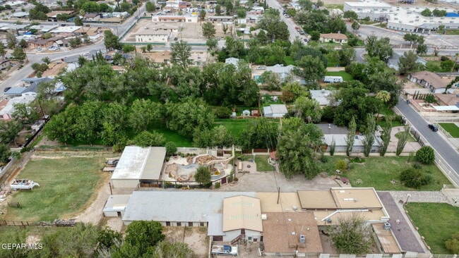 Building Photo - 7716 Wenda Dr