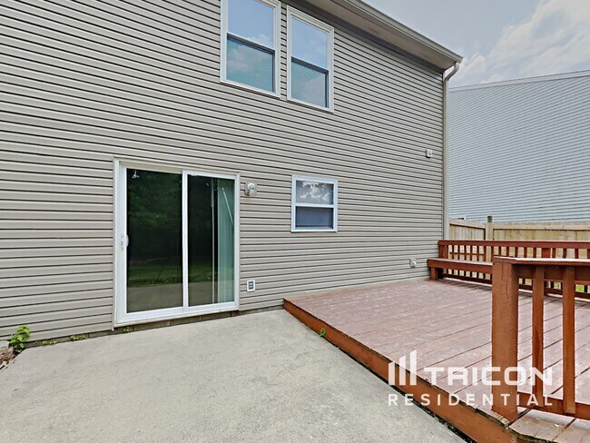 Building Photo - 3310 Carica Dr