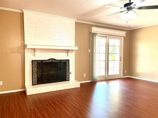 Building Photo - 11600 Fast Horse Dr