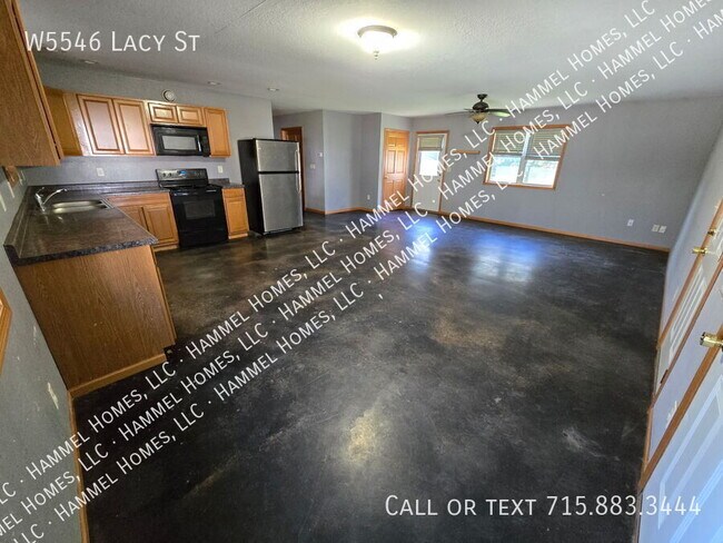 Building Photo - W5546 Lacy St