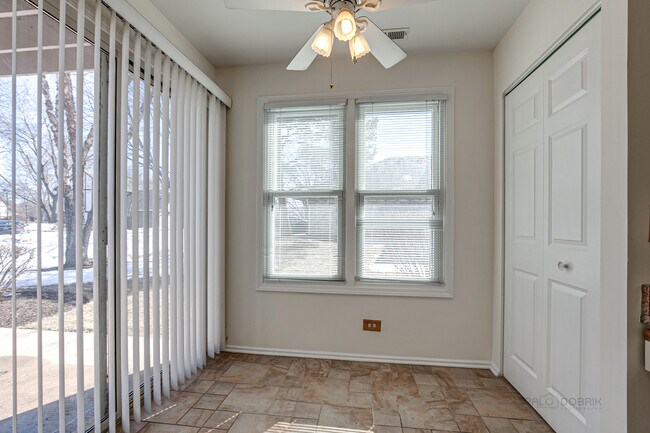 Building Photo - 191 Hemingway Ct