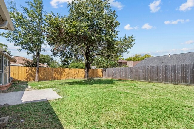 Building Photo - 4202 Brandemere Way St