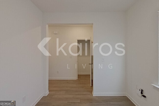 Building Photo - 208 Birch Ave