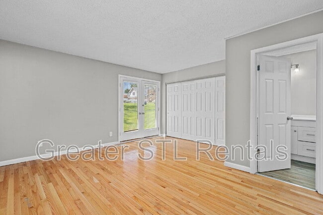 Building Photo - 1519 Harvard Way