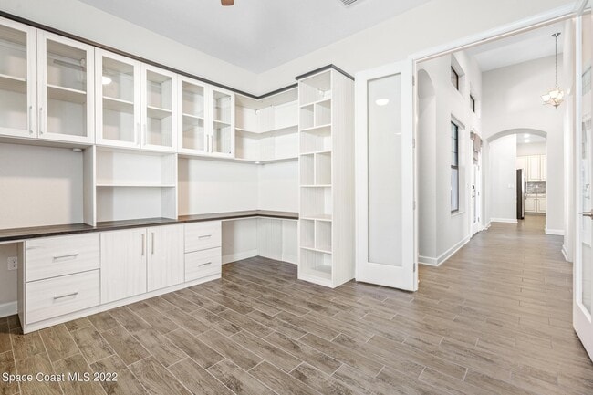 Building Photo - 2453 Chapel Bridge Ln