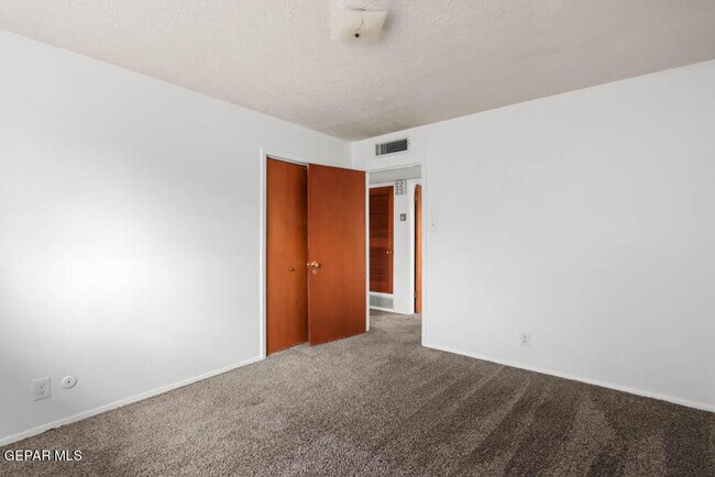 Building Photo - 3313 Cork Dr