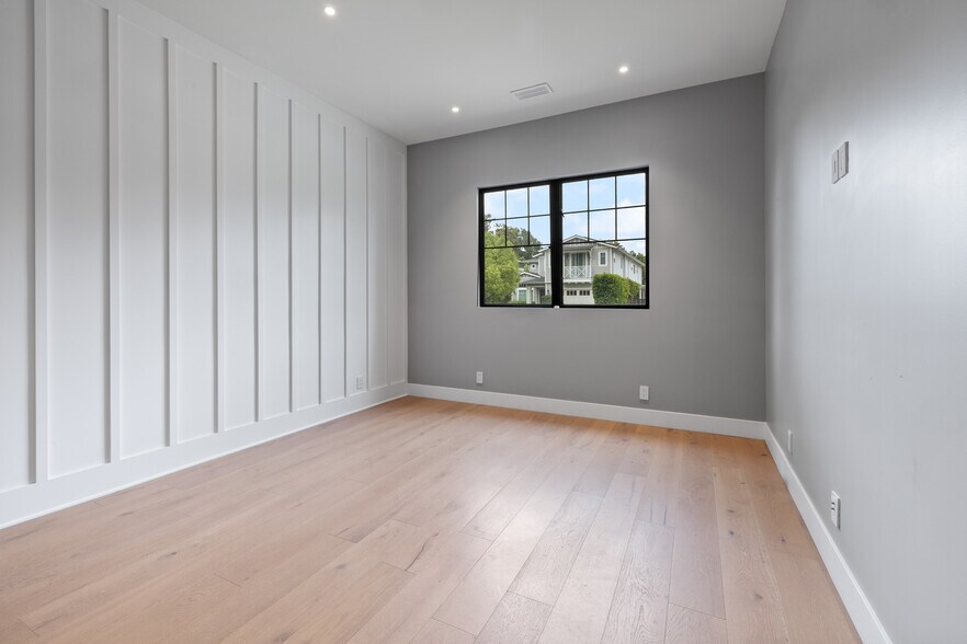 Building Photo - 14717 Otsego St