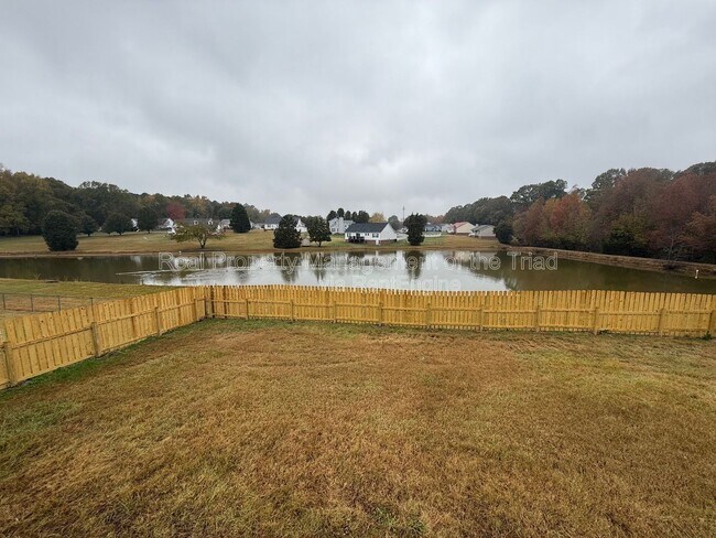 Building Photo - 107 Johnia Ct