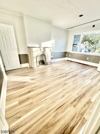 Building Photo - 170 Claremont Ave