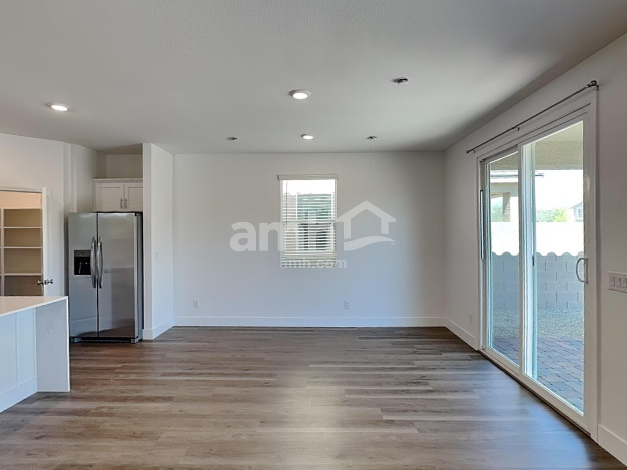 Building Photo - 10336 Beaver Tail St