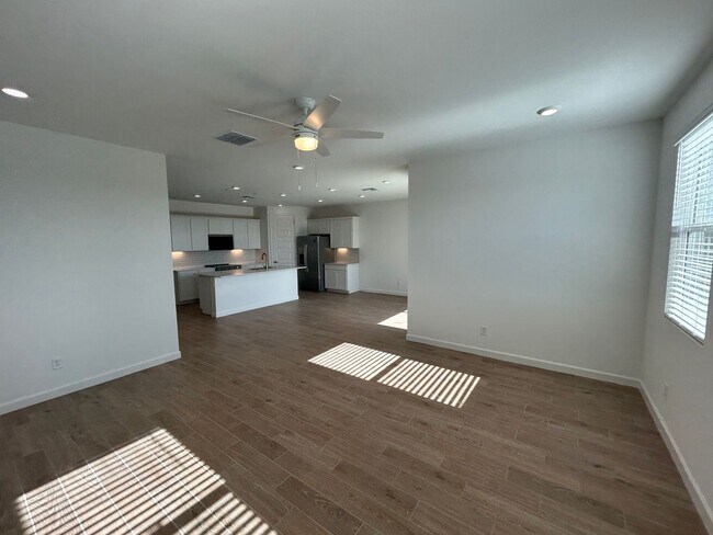 Building Photo - 17709 W Turquoise Ave