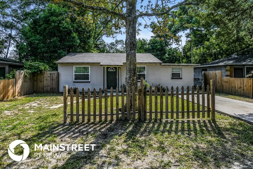 Primary Photo - 9155 5th Ave