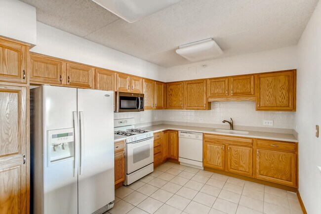 Building Photo - 200 W Campbell St