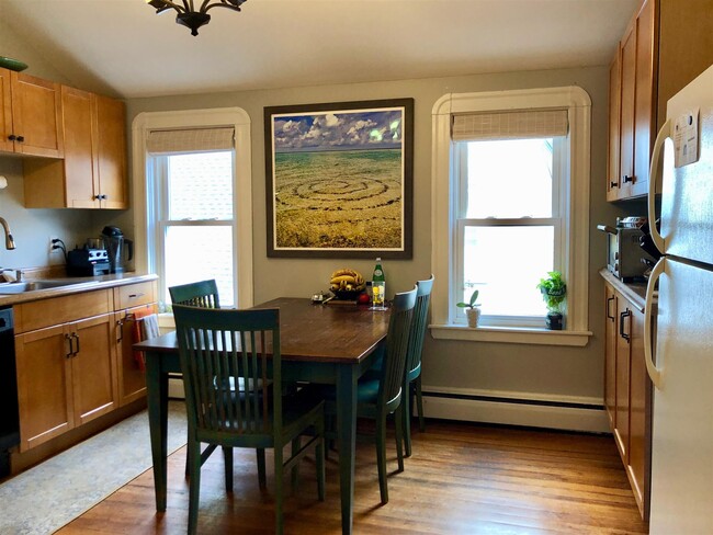 Building Photo - 132 Boston Ave