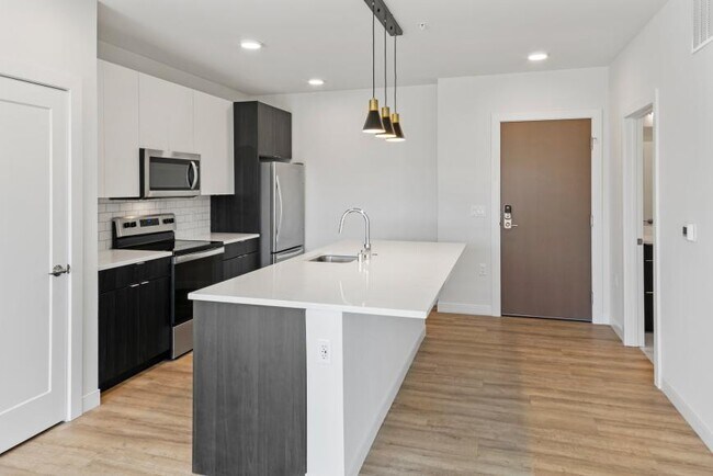 Building Photo - 1 bedroom in Kenosha WI 53140