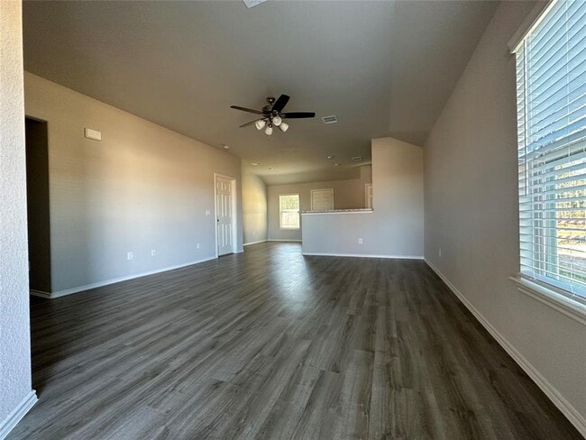 Building Photo - 270 Cumberland Forest Dr