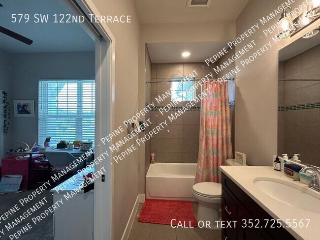 Building Photo - 579 SW 122nd Terrace