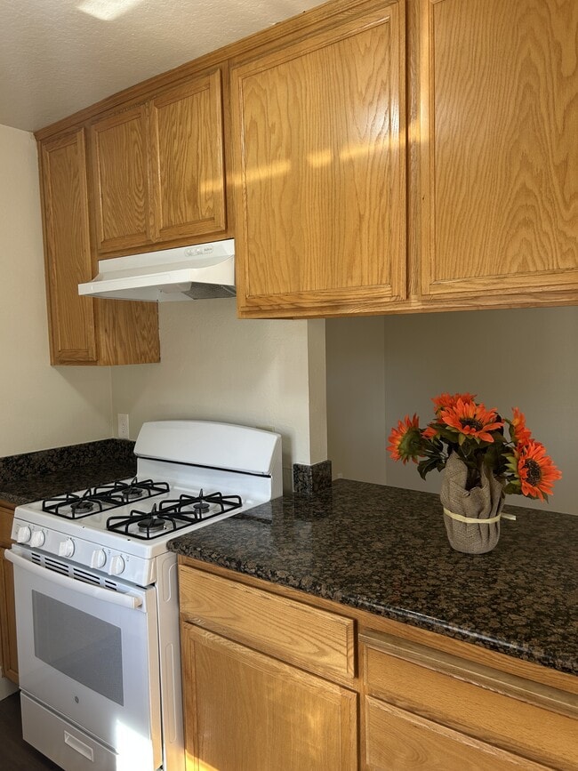 Building Photo - 3000 Keller St