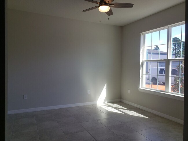 Building Photo - Spacious 3-Bedroom Home for Rent in Gated Cagan Crossings Community!