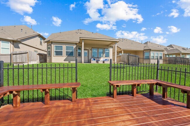 Building Photo - 24731 Allori Ct
