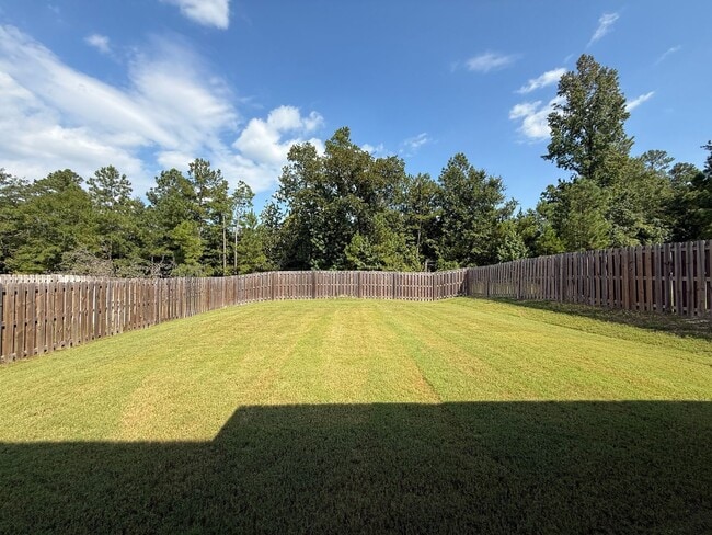 Building Photo - 4 Bed/2.5 Bath Home near Ft. Gordon